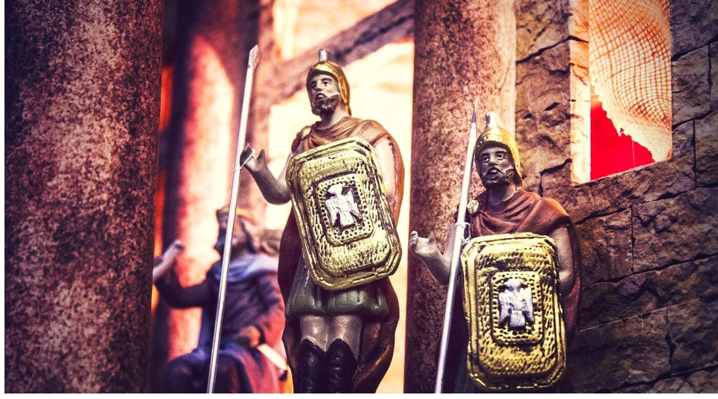 Ancient Christmas Traditions - SirHoliday