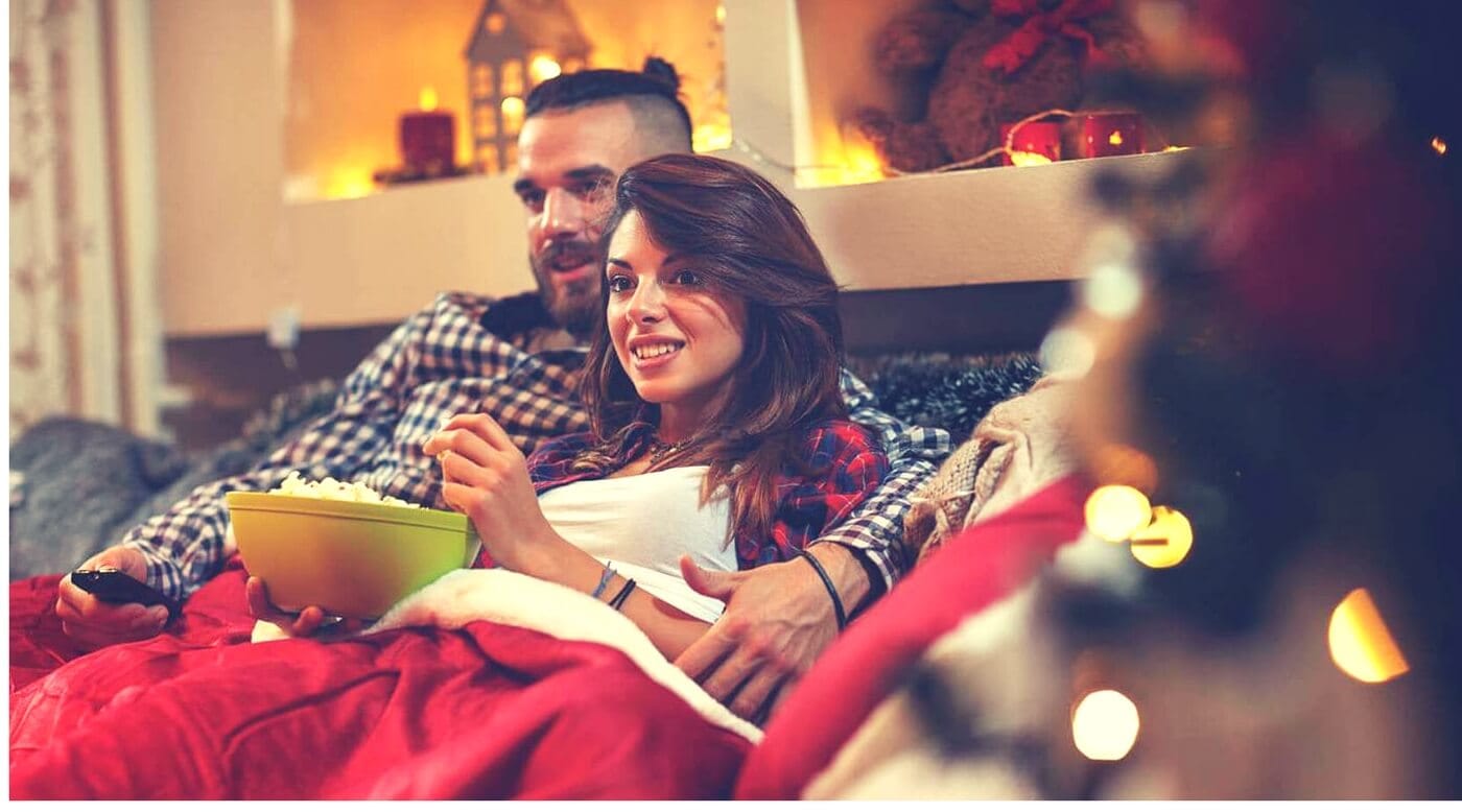 Top 10 Must See Christmas Movies of All Time - SirHoliday