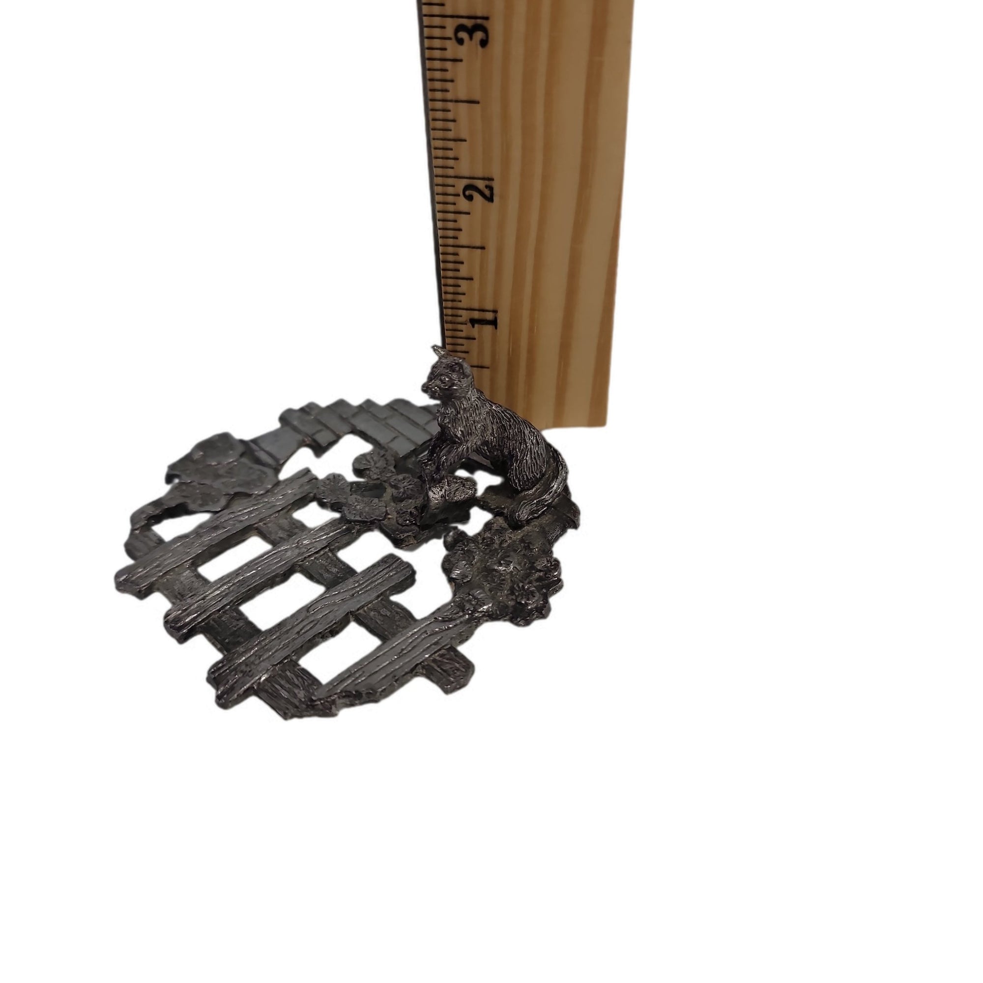 Cat & Seagull Pewter Sculpures With Dog On Side Sir150Holiday - SirHoliday