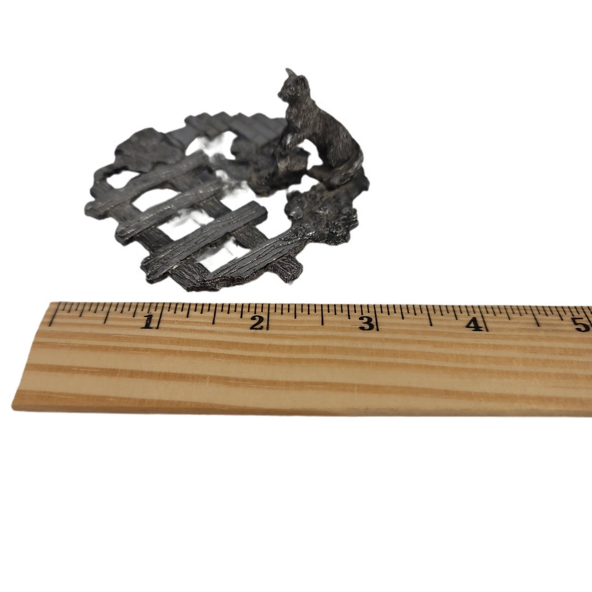 Cat & Seagull Pewter Sculpures With Dog On Side Sir150Holiday - SirHoliday